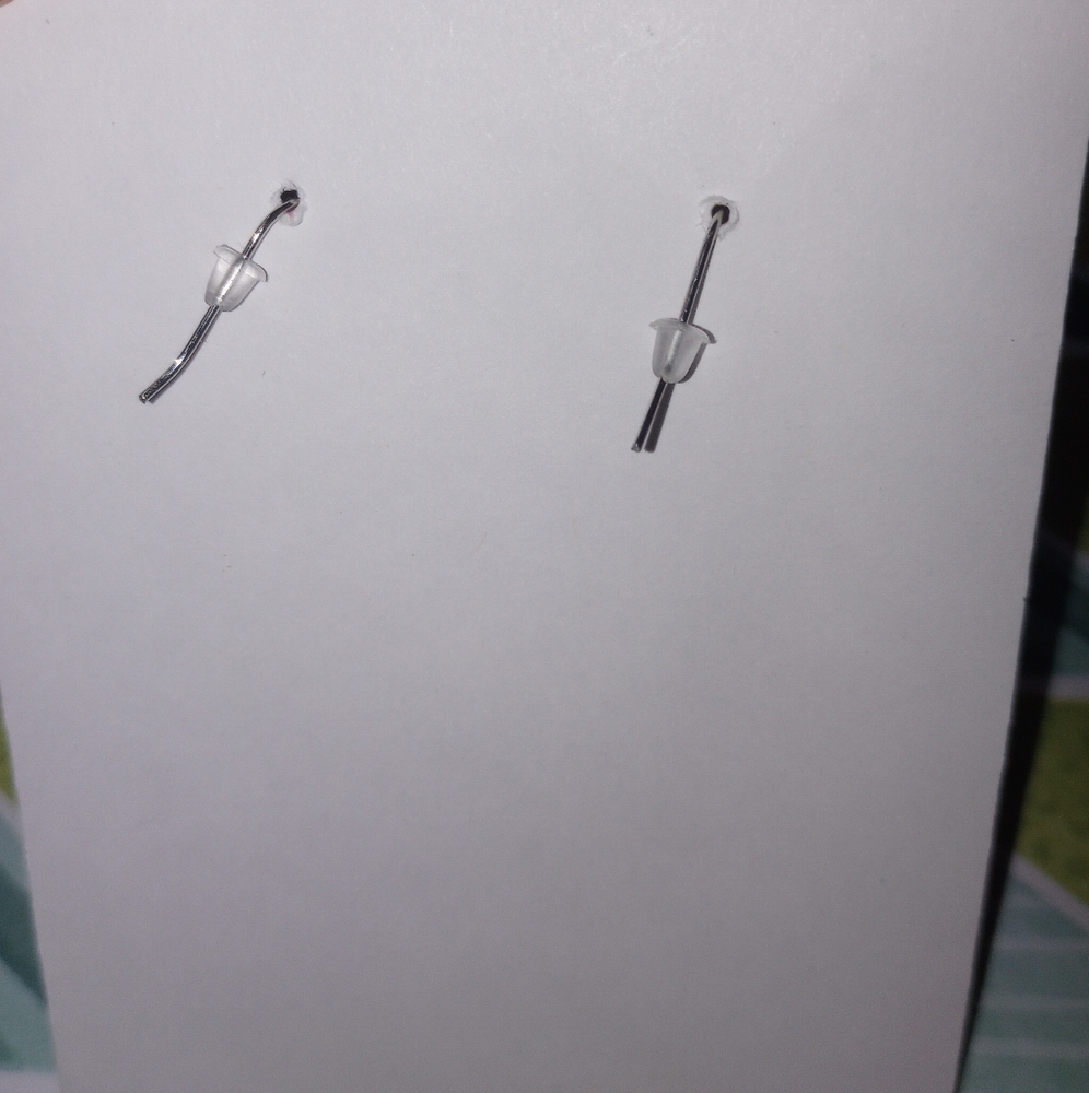 Earrings - Picture 4 of 4
